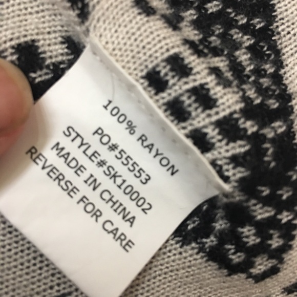 Sweater Vest Black/White (Cream), Size: S/M - Picture 4 of 6